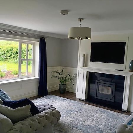 Conveniently Located House To Enjoy All Of Kerry Tralee Exterior foto