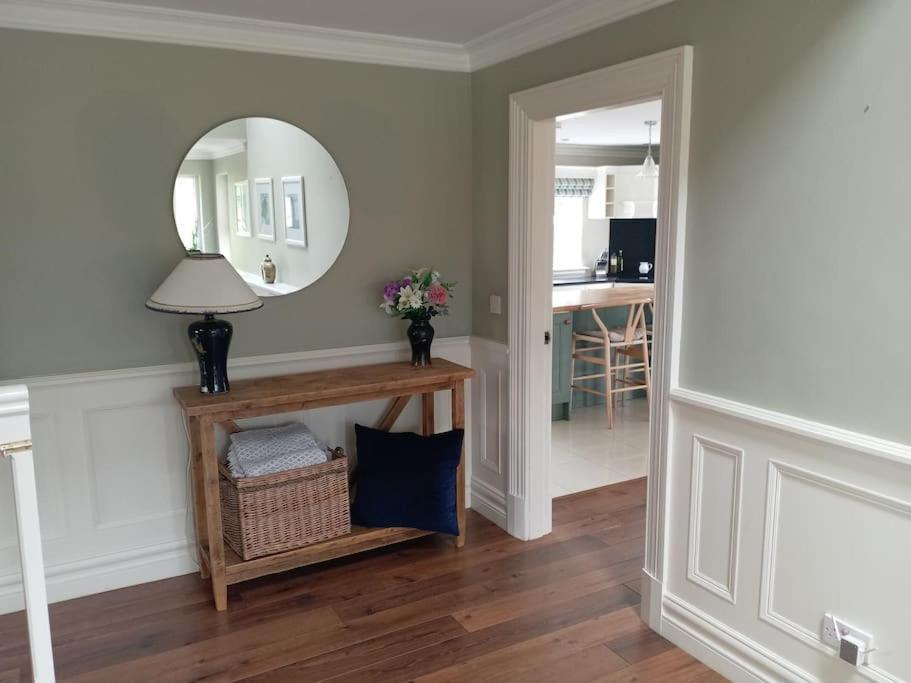 Conveniently Located House To Enjoy All Of Kerry Tralee Exterior foto