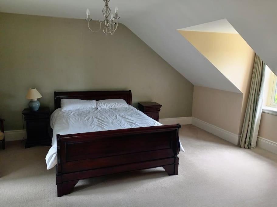 Conveniently Located House To Enjoy All Of Kerry Tralee Exterior foto