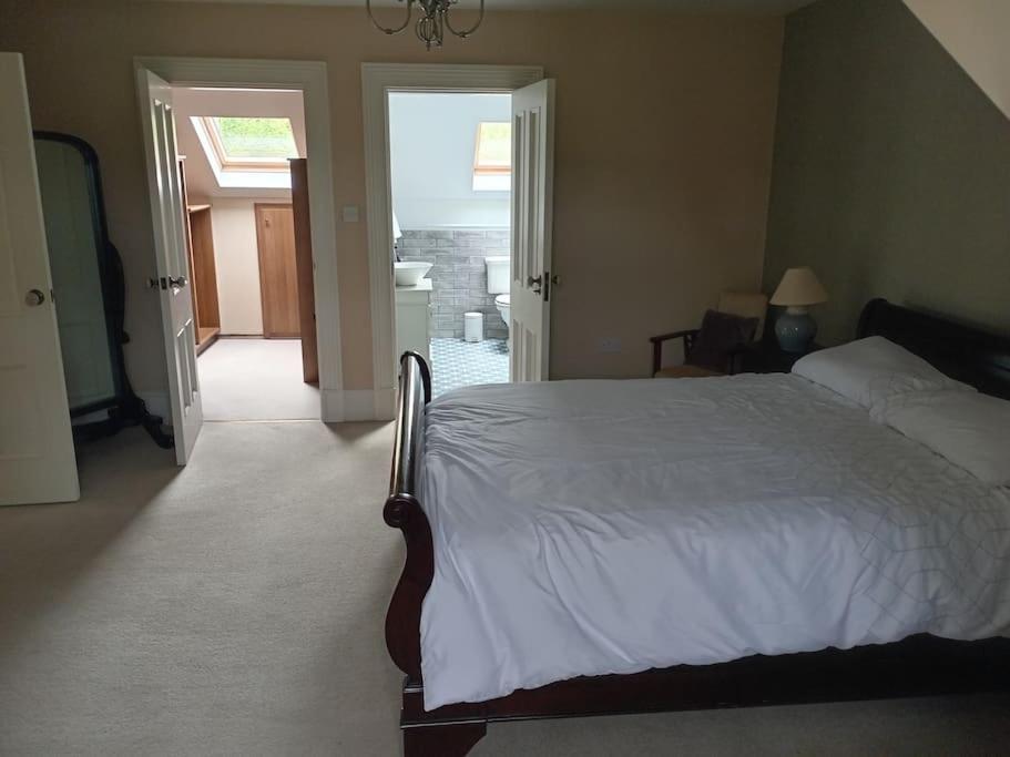 Conveniently Located House To Enjoy All Of Kerry Tralee Exterior foto
